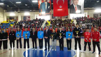 Bitlis Cumhuriyetin 102. yılını büyük bir coşkuyla kutladı