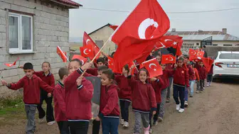Bozoğlak Çavuşlu Köyü İlkokulu’nda 29 Ekim Cumhuriyet Bayramı coşkuyla kutlandı