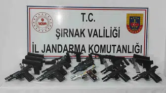 Şırnak'ta durdurulan üç tırda cephanelik ve uyuşturucu bulundu