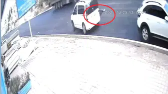 Nusaybin'de otomobilin çarptığı çocuk hastanelik oldu