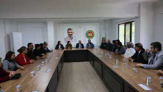 Diyarbakır Barosu'na DEM Parti Heyetinden ziyaret: Barış vurgusu yapıldı
