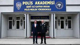 Dicle Üniversitesi Rektörü'nden Diyarbakır'daki polis akademisinde dikkat çeken ders