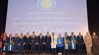 Dicle Üniversitesi'nde yeni akademik yıl törenle açıldı: Süreçle ilgili mesajlar verildi