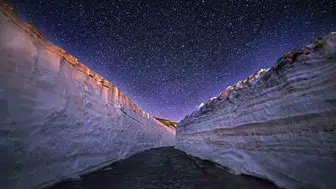 Nemrut Dağı zirvesinde kış ve yıldızlar aynı karede buluştu