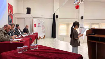 Elazığlı gençler Naat şiiri için sahnede yarıştı