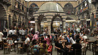 Diyarbakır bayram tatilinde ziyaretçi akınına uğradı