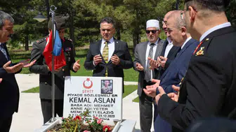 Elazığ protokolü bayram öncesi şehitliklerde buluştu