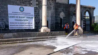 Diyarbakır'da camiler bayram namazına hazırlanıyor