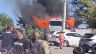 Viranşehirde ziyaretçi otobüsü küle döndü