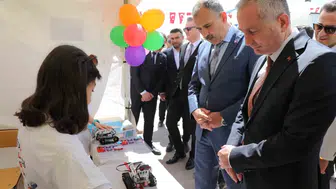 Ağrı gençlerin bilimsel projeleriyle şenlendi