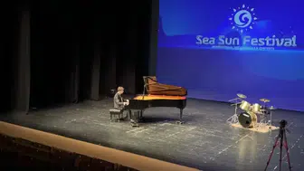 Elazığlı Ömer Gür İspanya’da piyano yarışmasını kazandı