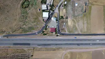Siirt’in köylerine konforlu ulaşım için sıcak asfalt döşendi