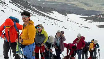 Ağrı Dağı zirvesi dağcıları bekliyor