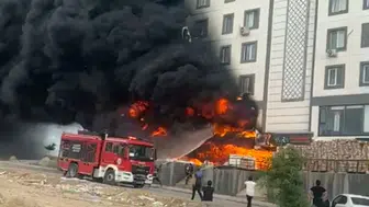 Karaköprüde apartman sakinlerini korkutan depo yangını