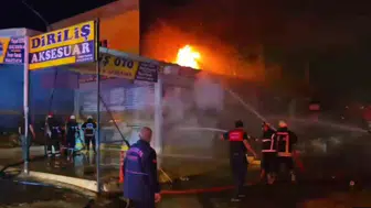 Şanlıurfa Evren Sanayi Sitesi'nde gece yarısı yangın paniği