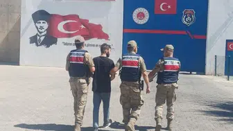 Batman'da aranan 15 hükümlü yakalanarak cezaevine gönderildi