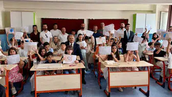 Hakkari’de on binlerce öğrenci için yaz tatili başladı