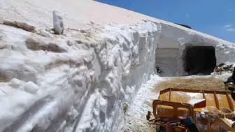 Bingöl’de yaz ortasında kış manzaraları