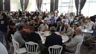 Mardin'de bir yıllık kan davası el sıkışmayla bitti