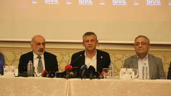 Özgür Özel Diyarbakır’da demokrasi mesajı verdi