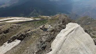 Batmanlılar 40 derece sıcakta kartopu oynuyor