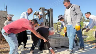 Çermik’te bozuk yollar yenileniyor