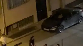 Elazığ sokaklarında sopalı kavga anbean kameraya yansıdı