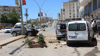 Cizre’de zincirleme kaza sonucu dört kişi hastaneye kaldırıldı