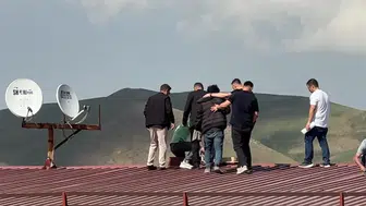 Hasan İ. Yüksekova çatısında 241. kez eyleme geçti