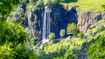Bingöl’ün saklı rotası Pergasur Şelalesi sezona hızlı girdi