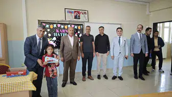 Ahlat'ta 12 bin öğrenci için yaz tatili başladı