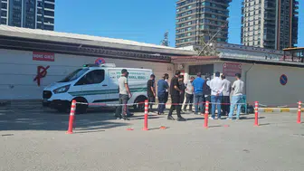 Viranşehir'de tarla sürerken devrilen traktörün altında kalan çiftçi hayatını kaybetti