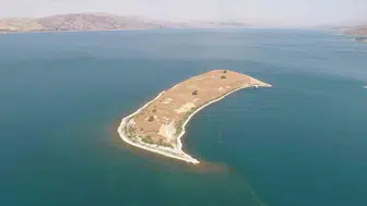 Hazar Gölü'nün gözbebeği Tavşan Adası turizme açılıyor
