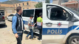 Sason’da LGS telaşı yaşayan öğrencilerin imdadına polis koştu