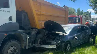 Muş Sanayi Kavşağı’nda trafik kazası Bir kişi hastaneye kaldırıldı