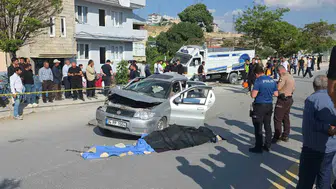 Van Edremit yolunda otomobil ile kamyonet çarpıştı