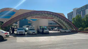 Siirt'te 15 yaşındaki genç kız balkondan düşerek hayatını kaybetti