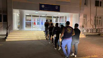 Kendini polis olarak tanıtan dolandırıcılar yakayı ele verdi