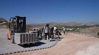 Elazığ Asri Mezarlıkta ziyaretler için yenileme çalışmaları hız kazandı