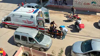 Elazığ Salıbaba Mahallesinde otomobil ile motosiklet çarpıştı