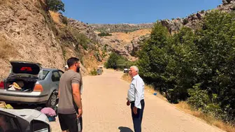 Çermik’in serin sularında tatil yapan turistler belediye başkanıyla buluştu