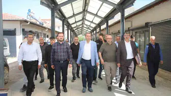AK Parti Elazığ heyeti ilçe sakinlerinin taleplerini dinlemek için sahaya indi