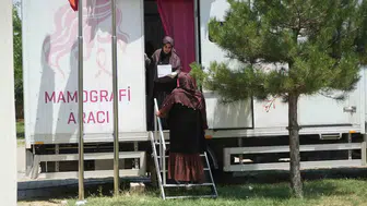 Muşta mobil tarama ekipleri sağlık hizmetini köylerin ayağına kadar götürüyor