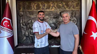 Elazığspor kanat hattını tecrübeli isim Barış Ekincier ile güçlendirdi