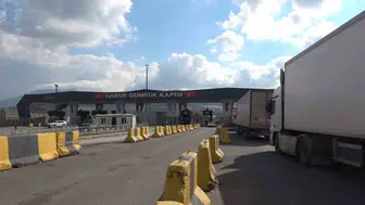Habur Sınır Kapısı yılın ilk yarısında dış ticaretin merkezi oldu