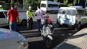 Elazığ trafiğinde kural tanımayan motosikletliye ağır para cezası kesildi