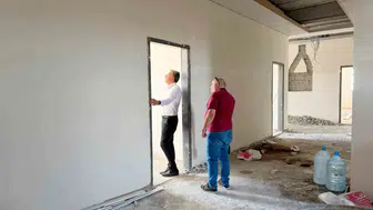 Ağrı Doğubayazıt ilçesindeki okul inşaatlarında incelemeler sürüyor