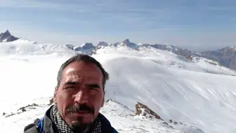 Hakkari Cilo Dağına tırmanan emekli astsubayı arama çalışmaları ikinci gününde sürüyor