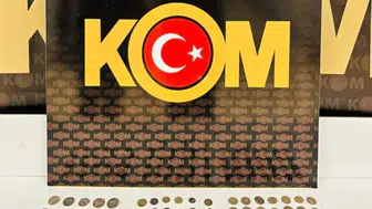Muş polisi bir araçta onlarca tarihi sikke ve yüzük yakaladı