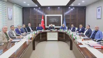 Vanlılar ulaşım krizinin sona ermesi için acil çözüm bekliyor